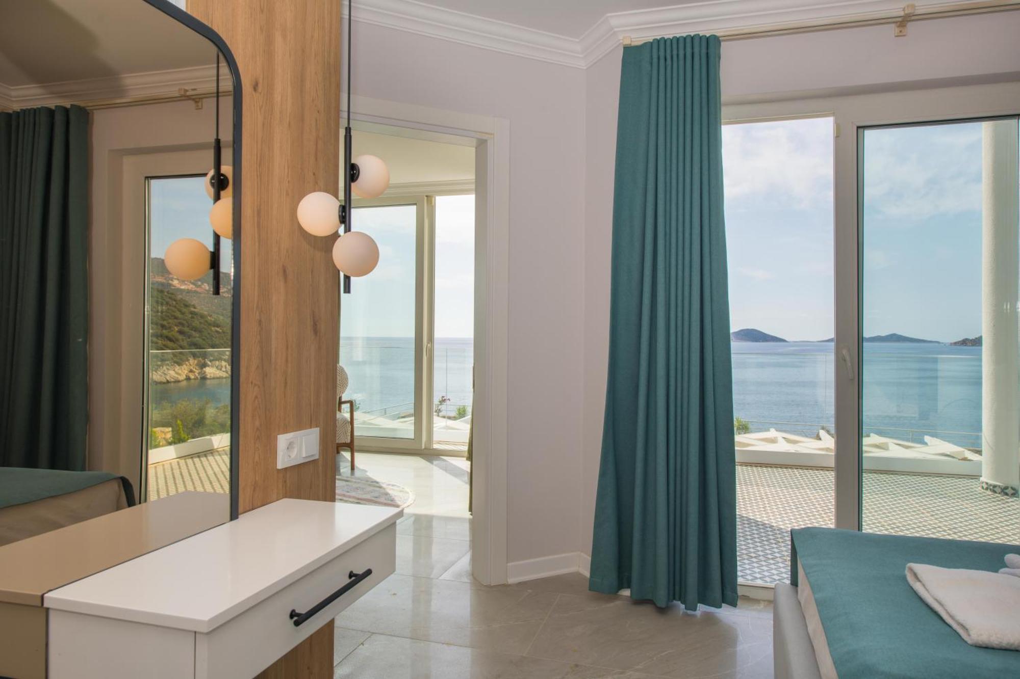 Beachfront White Villa With Private Swimming Pool Kalkan Exterior foto